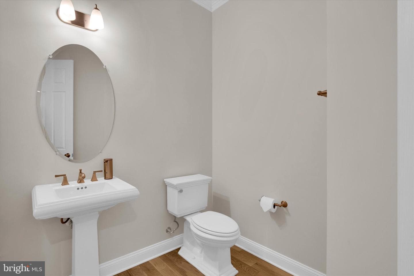 4627 Fairfax Manor Court photo 32
