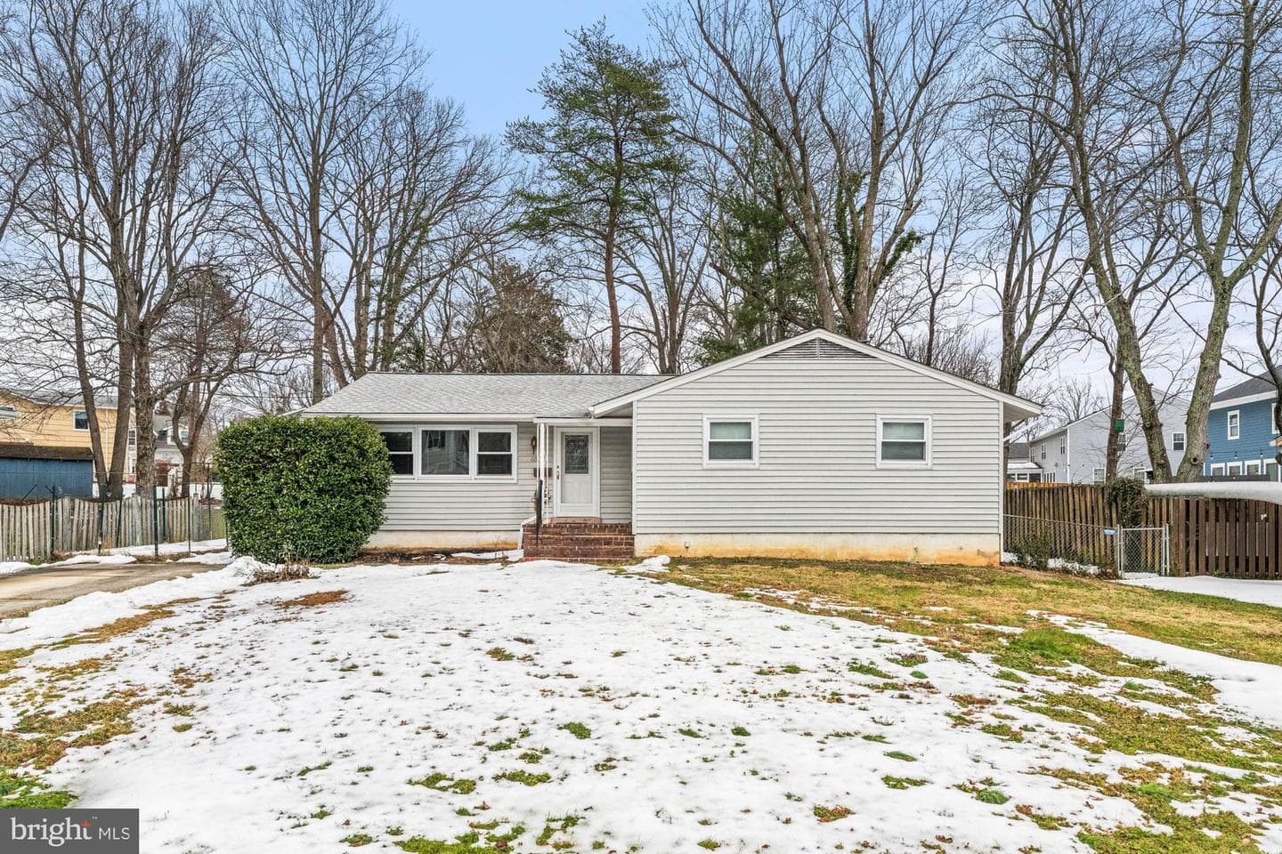 606 Meadow Lane SW photo 5