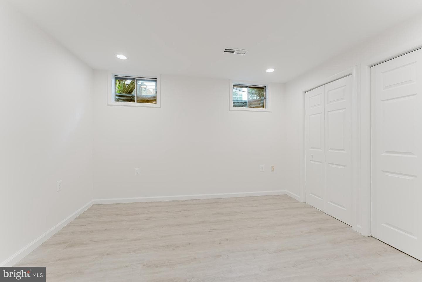 9505 Sailcloth Place photo 54
