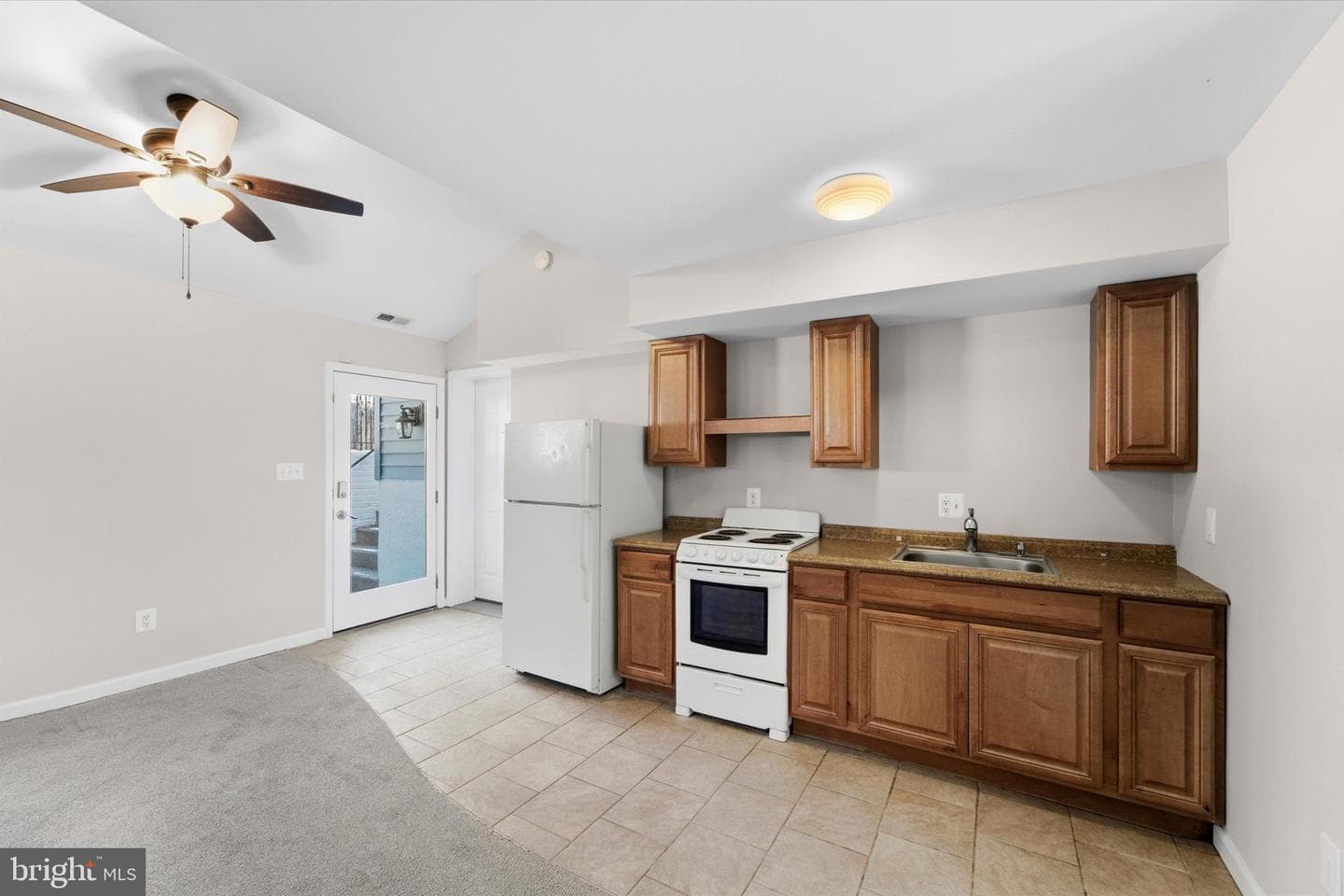 9804 Brightlea Drive photo 34