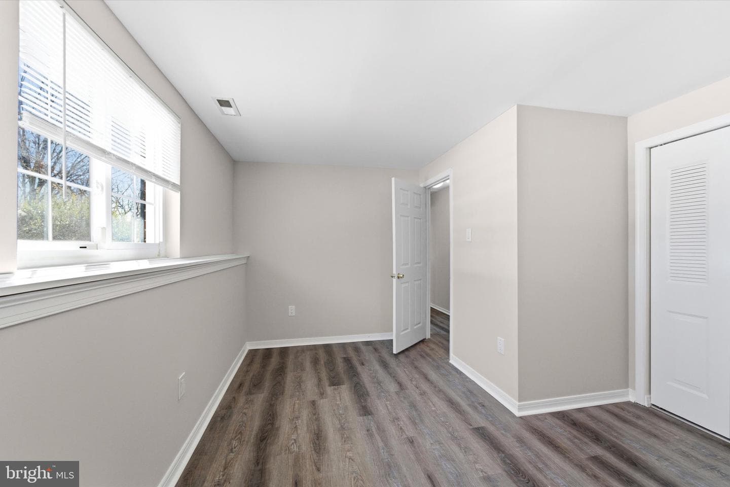 9804 Brightlea Drive photo 40