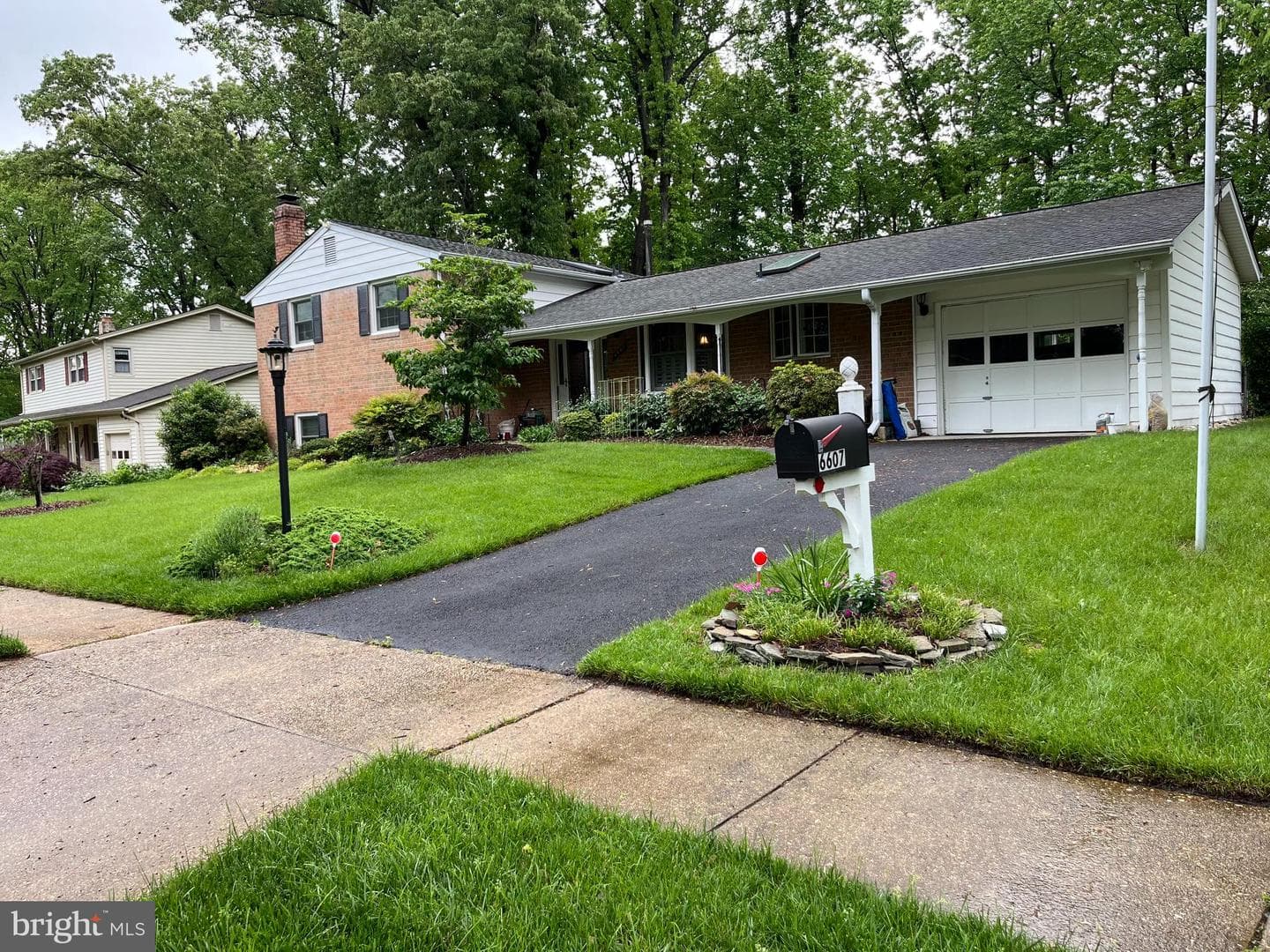 6607 Grey Fox Drive photo 2