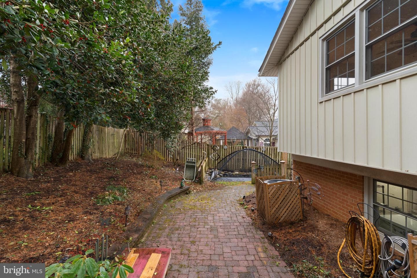8117 Dabney Avenue photo 30