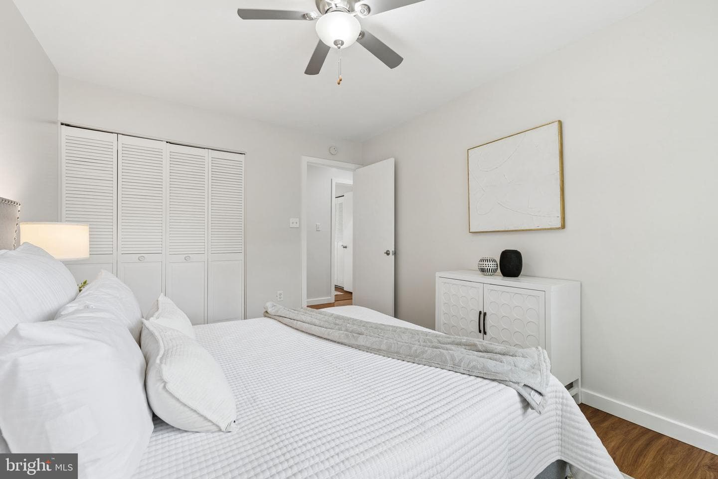 11172 Forest Edge Drive photo 21