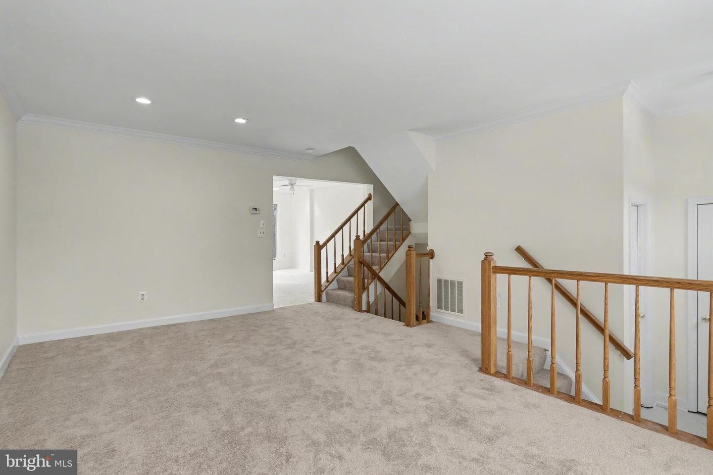 3752 Farmland Drive photo 5
