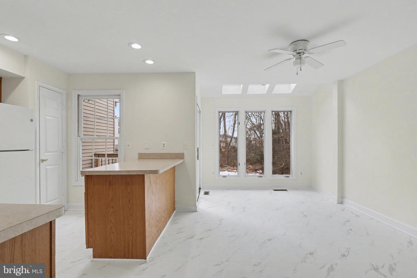 3752 Farmland Drive photo 7