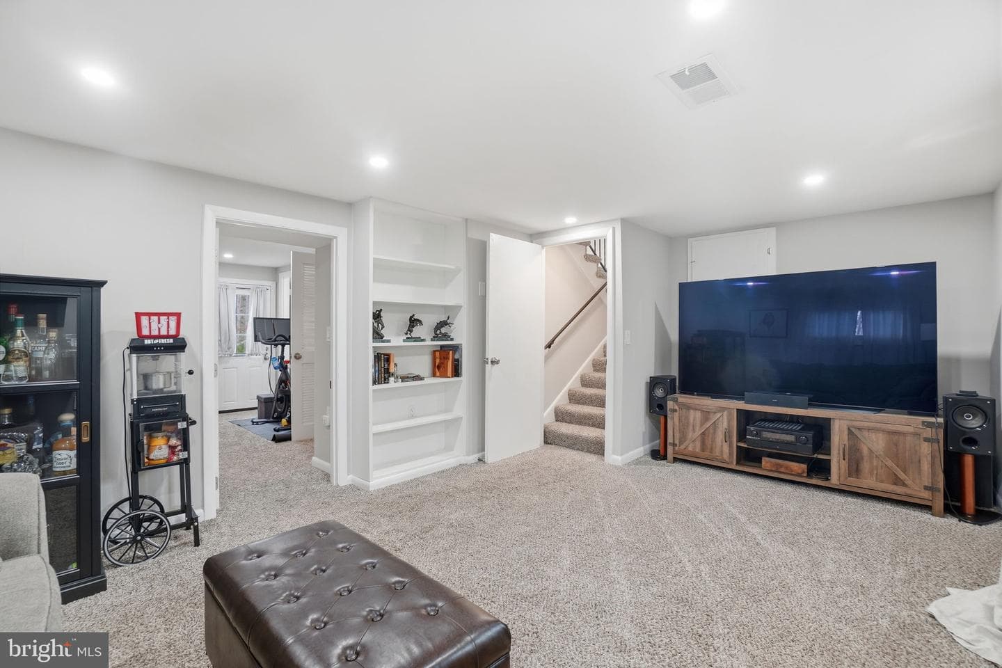 6810 Mayo Court photo 11