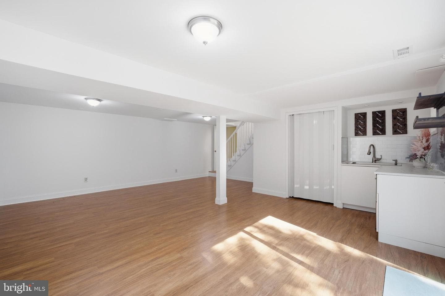 9609 Podium Drive photo 37