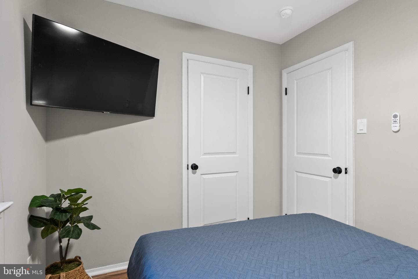 5232 Ampthill Drive photo 24