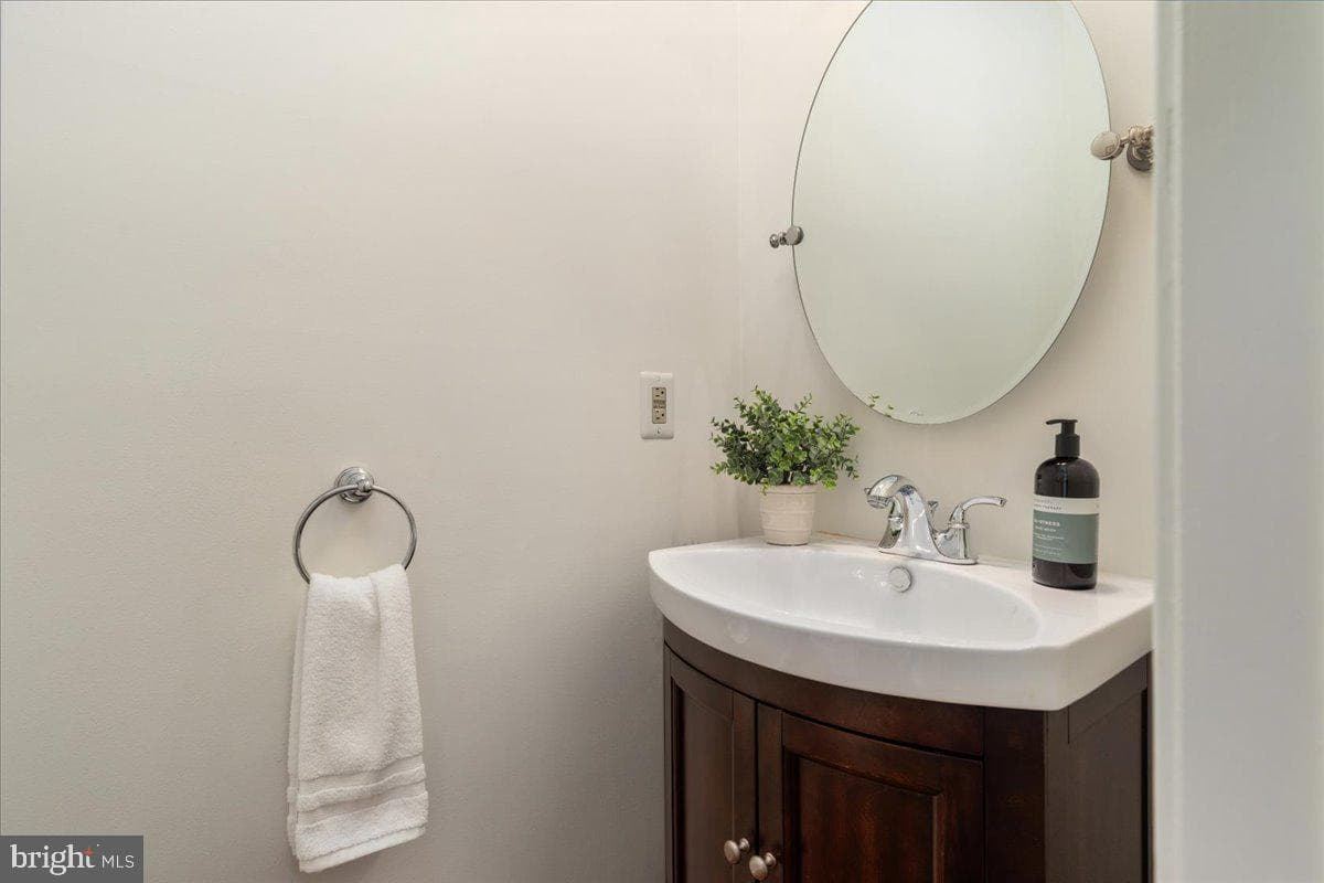 1607 Sereno Court photo 19