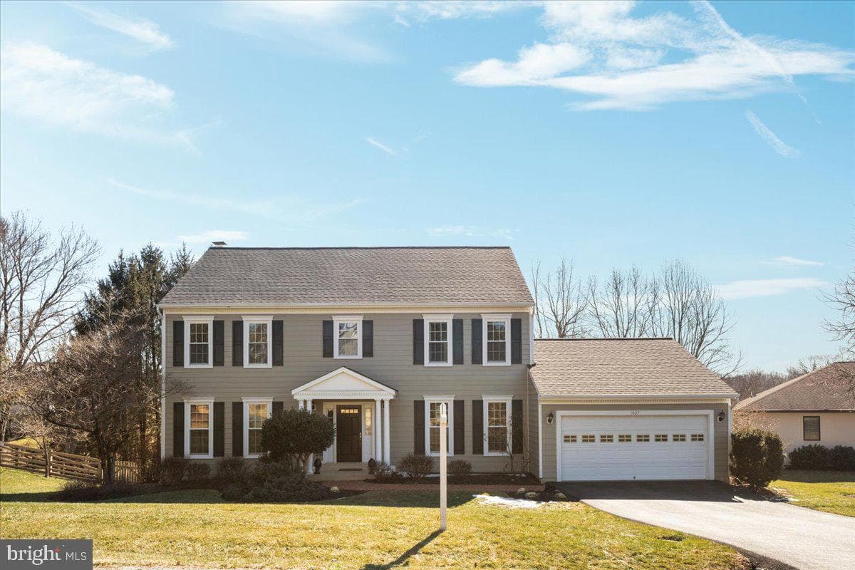 1607 Sereno Court photo 2