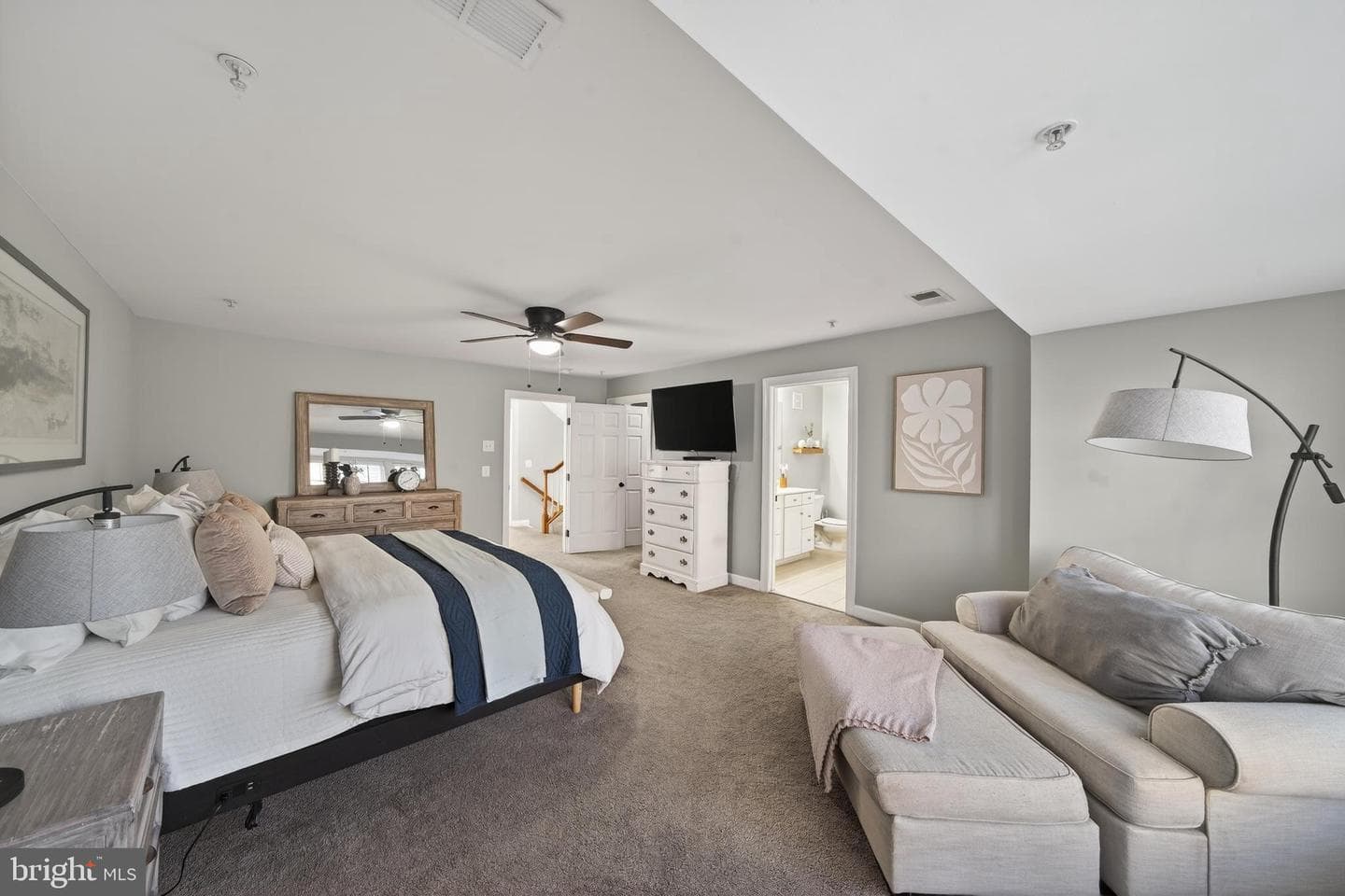 8015 Samuel Wallis Street photo 10