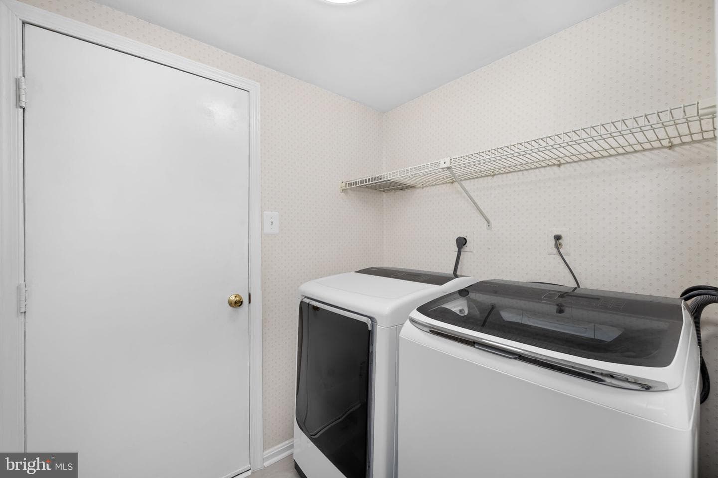 9451 Lapstrake Lane photo 24