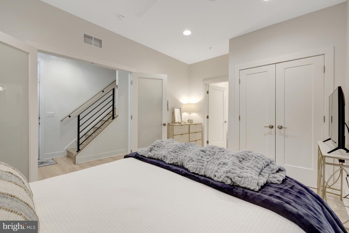 11236 Faraday Park Drive photo 8