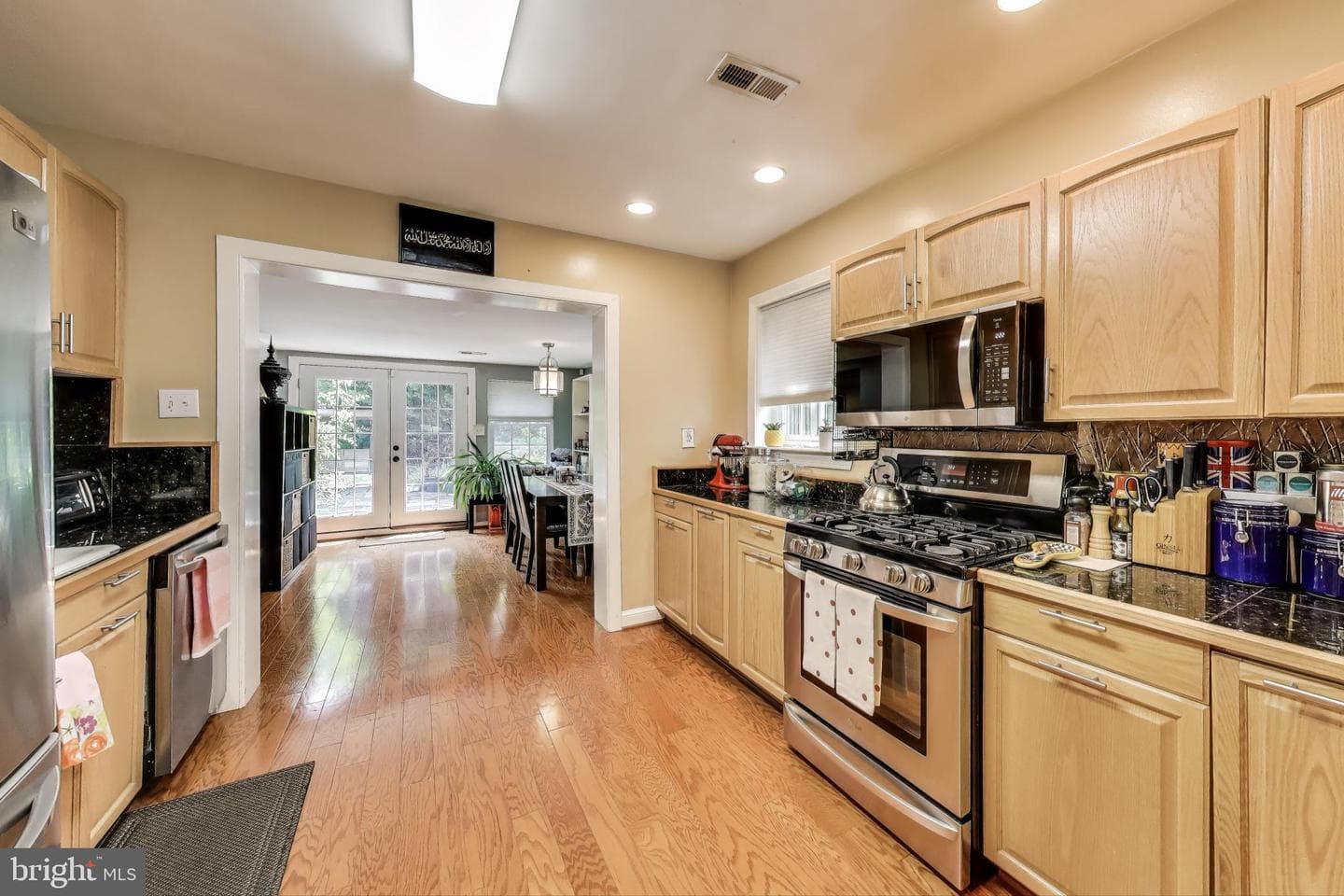 6703 Hallwood Avenue photo 8
