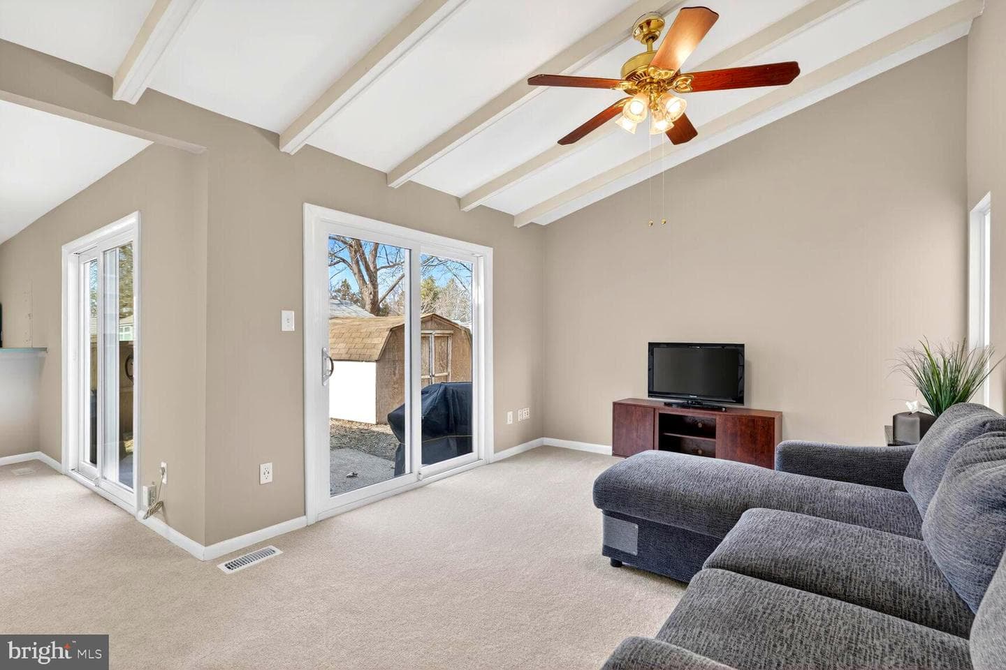 7204 Lavender Lane photo 11