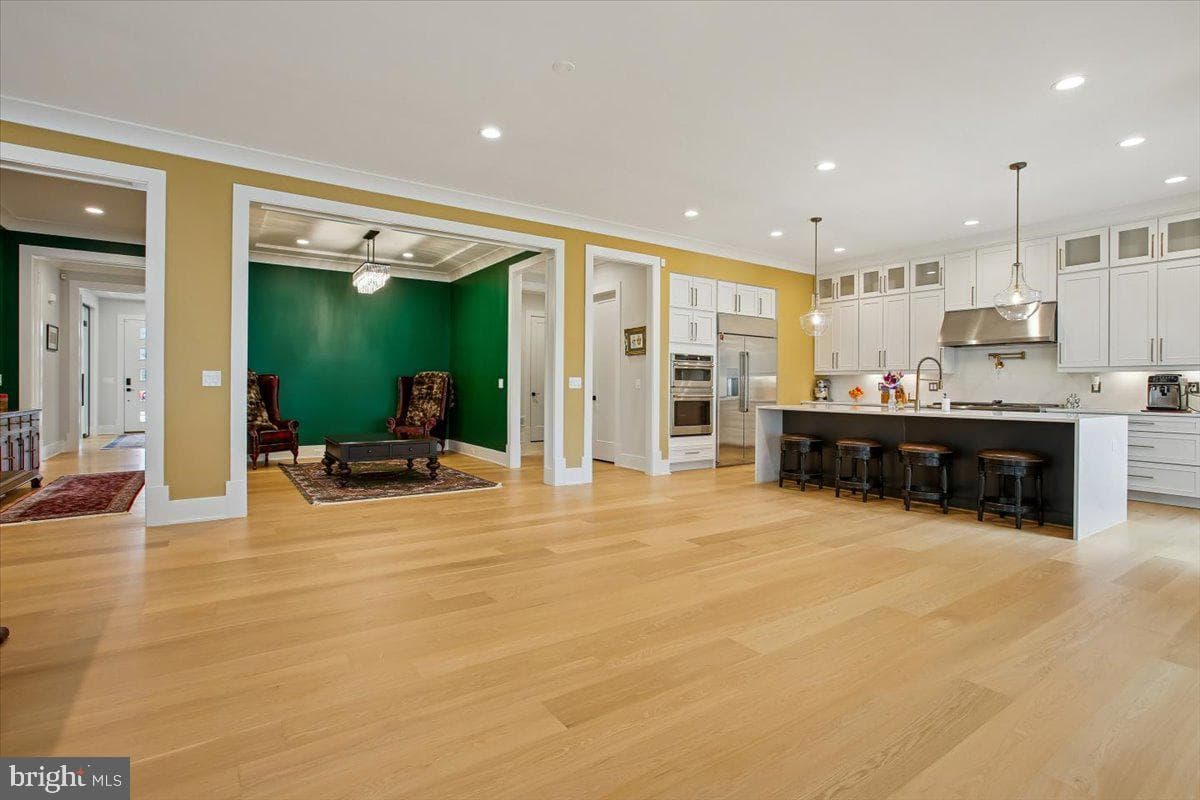 4055 Thornton photo 30