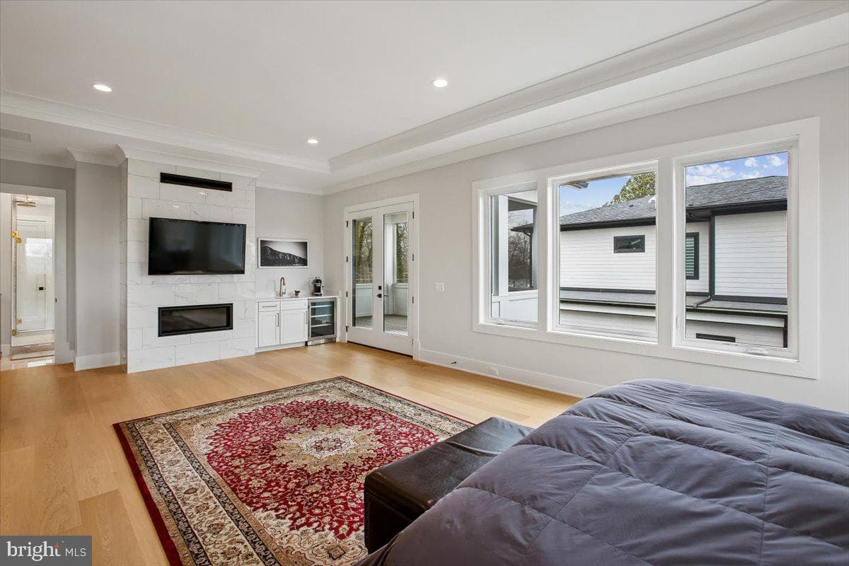 4055 Thornton photo 45