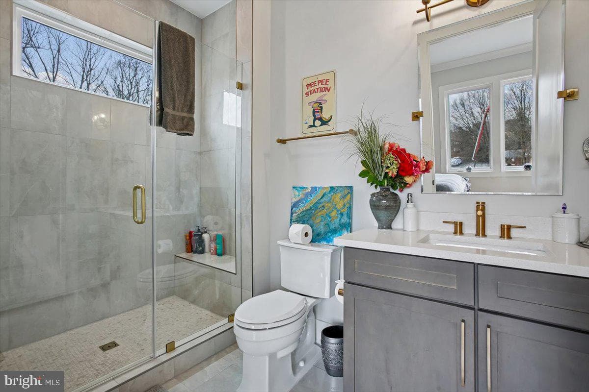 4055 Thornton photo 63