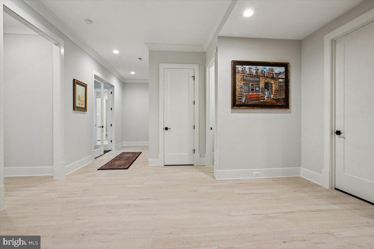 4055 Thornton photo 64