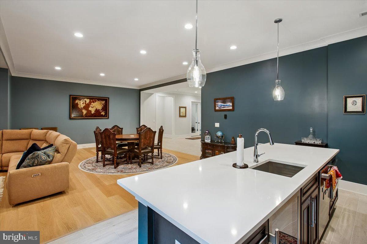 4055 Thornton photo 67