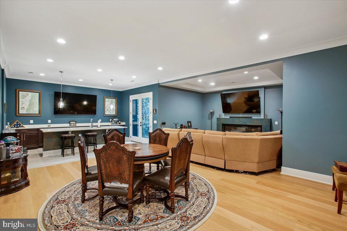 4055 Thornton photo 69