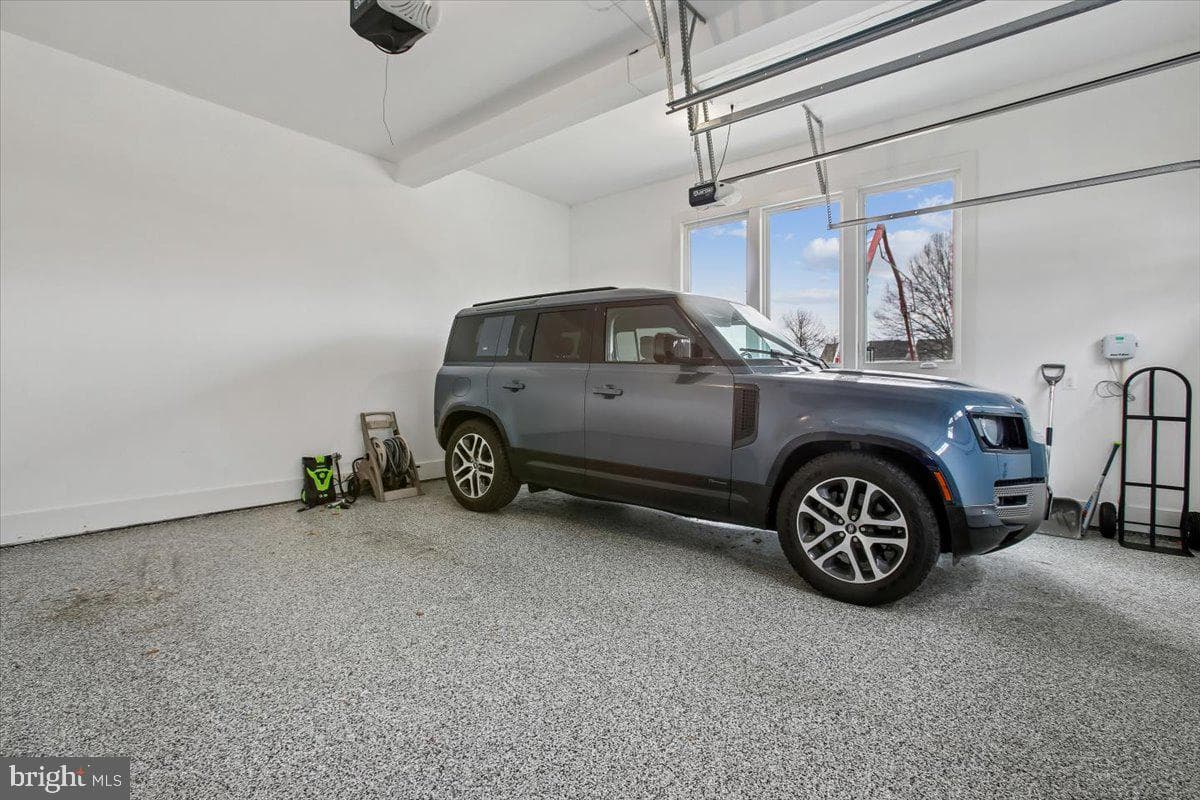 4055 Thornton photo 83