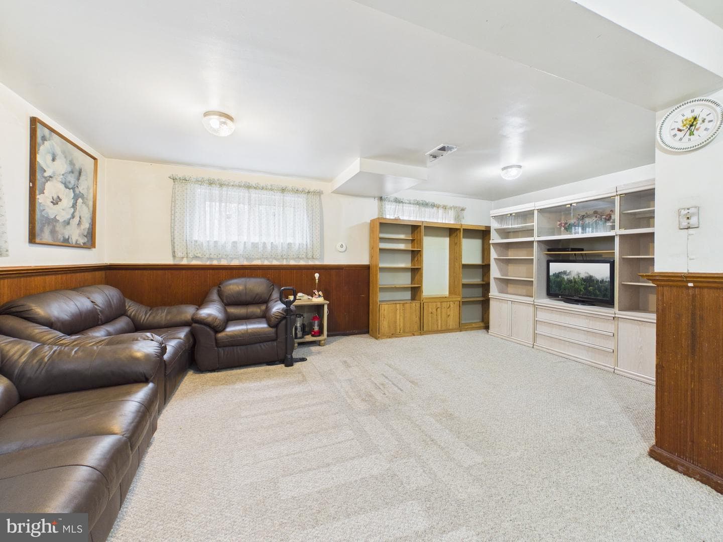 5907 Camberly Avenue photo 16