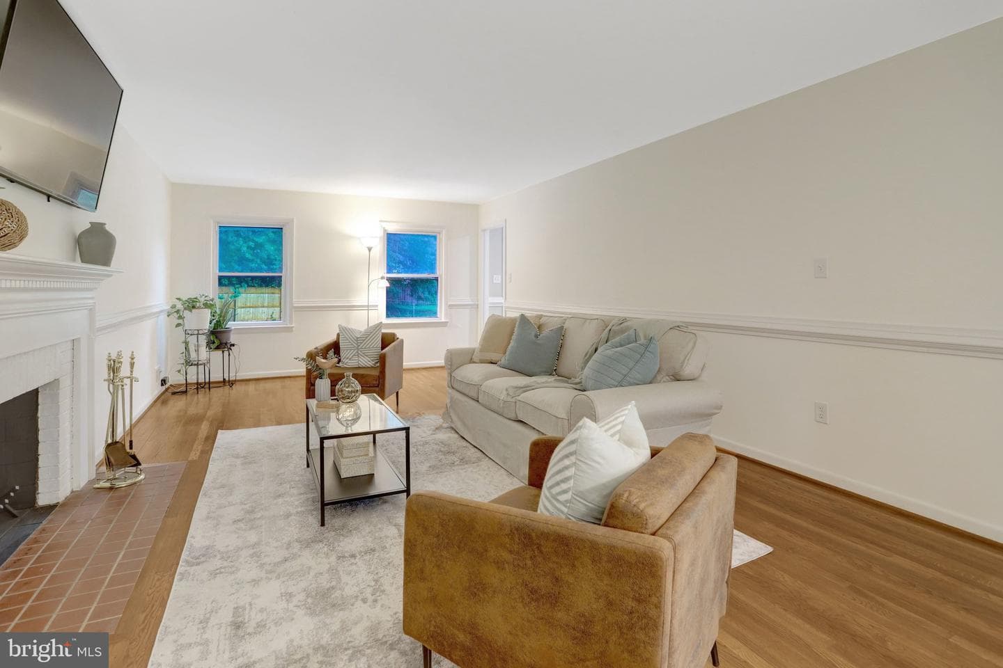 5814 Clermont Drive photo 4