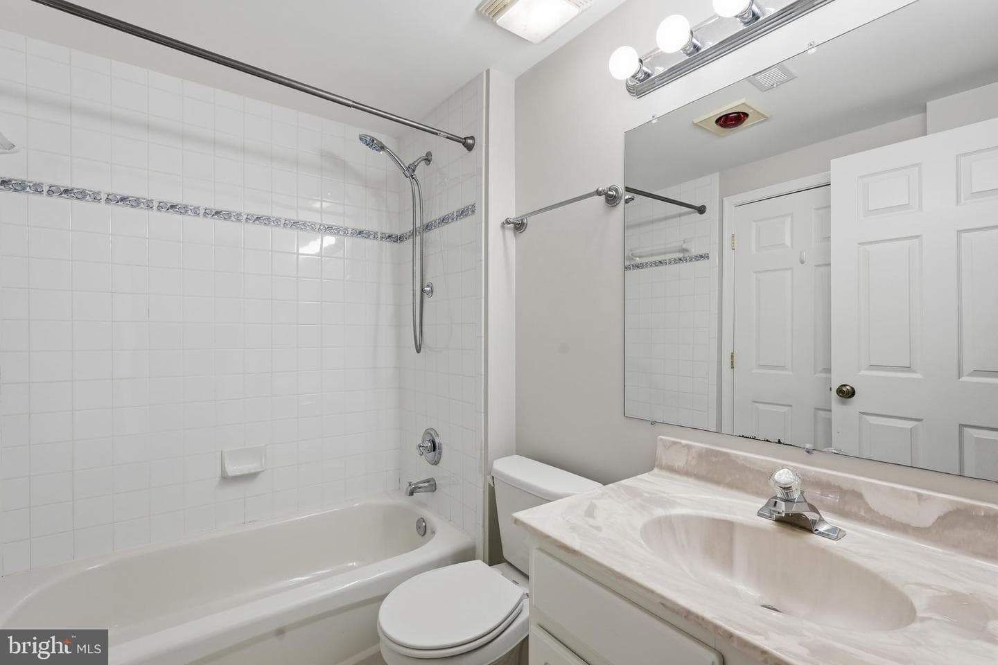601 Sideling Court NE photo 47
