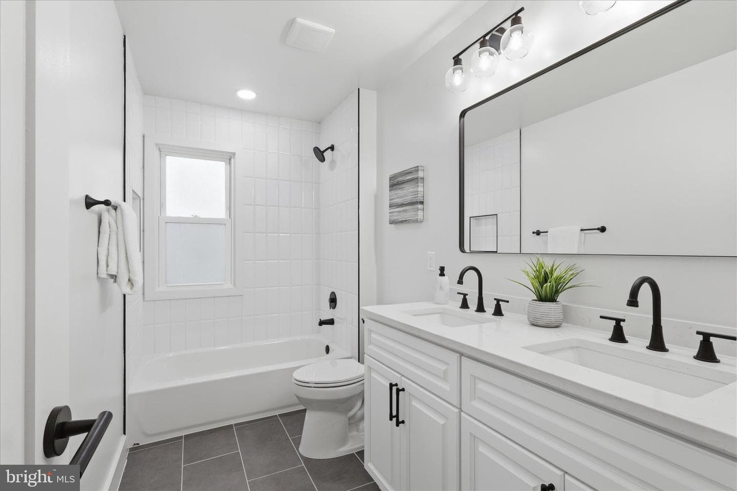 4824 Holborn Avenue photo 28