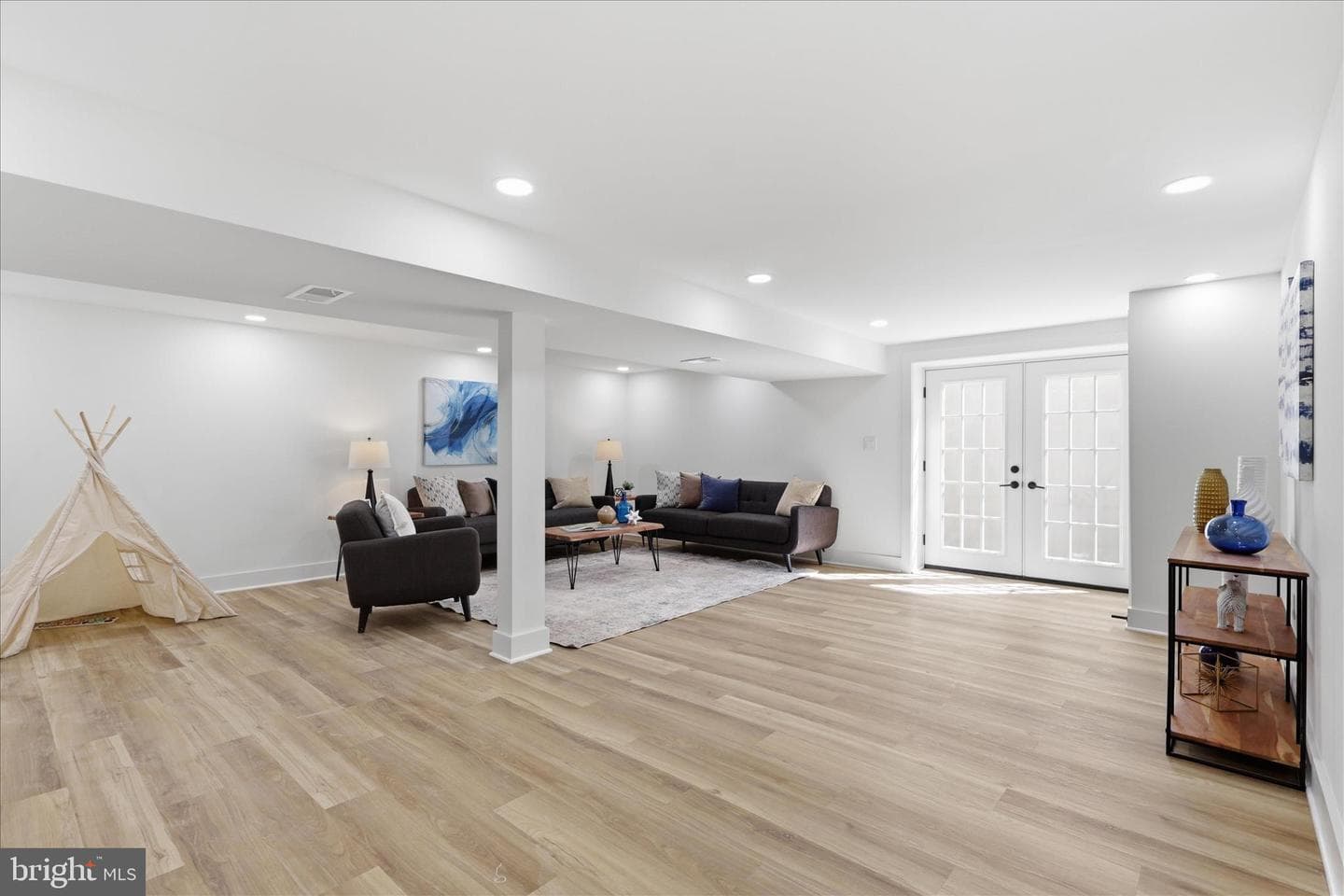4824 Holborn Avenue photo 29