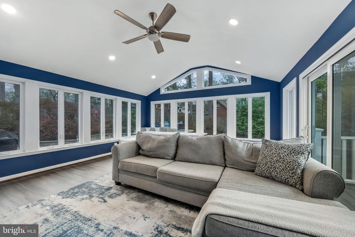 6402 Crosswoods Drive photo 21