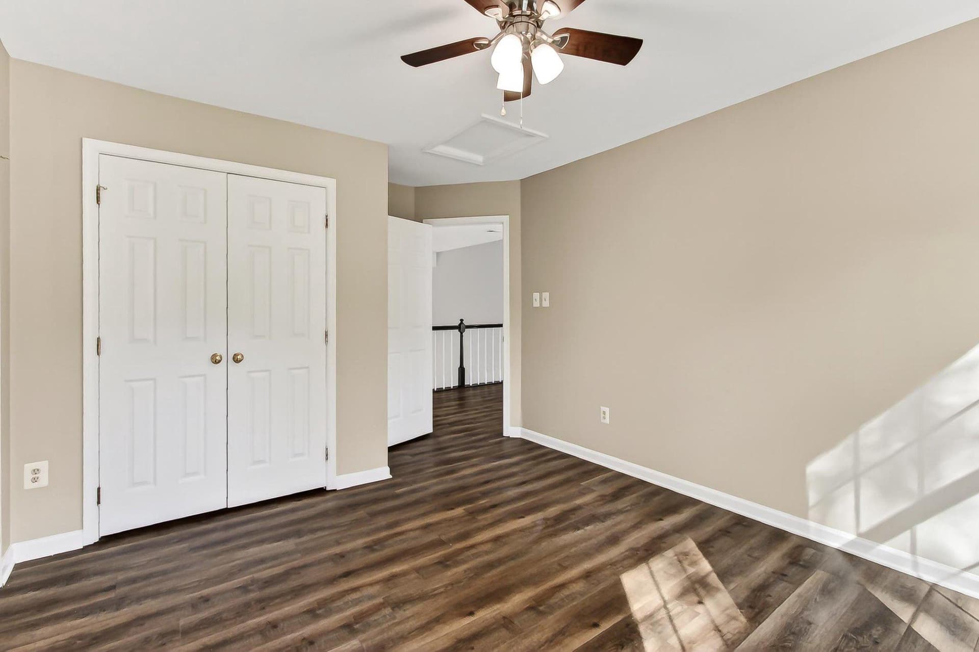 8004 Hollington Place photo 39