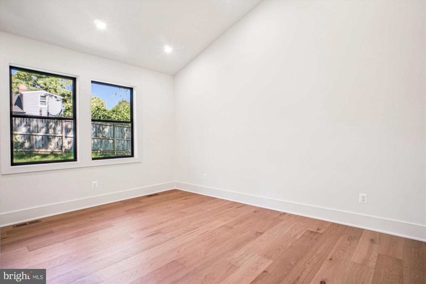 3126 Headrow Circle photo 50