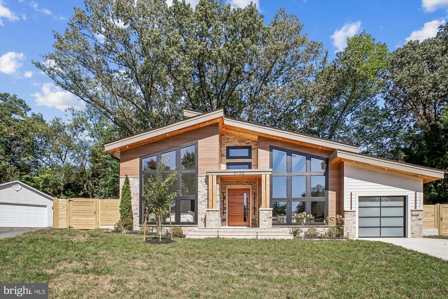 3126 Headrow Circle photo 75