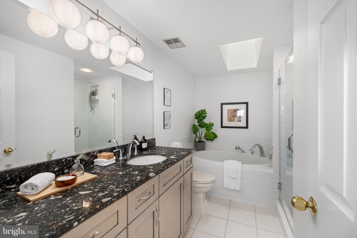 1509 Deer Point Way photo 22