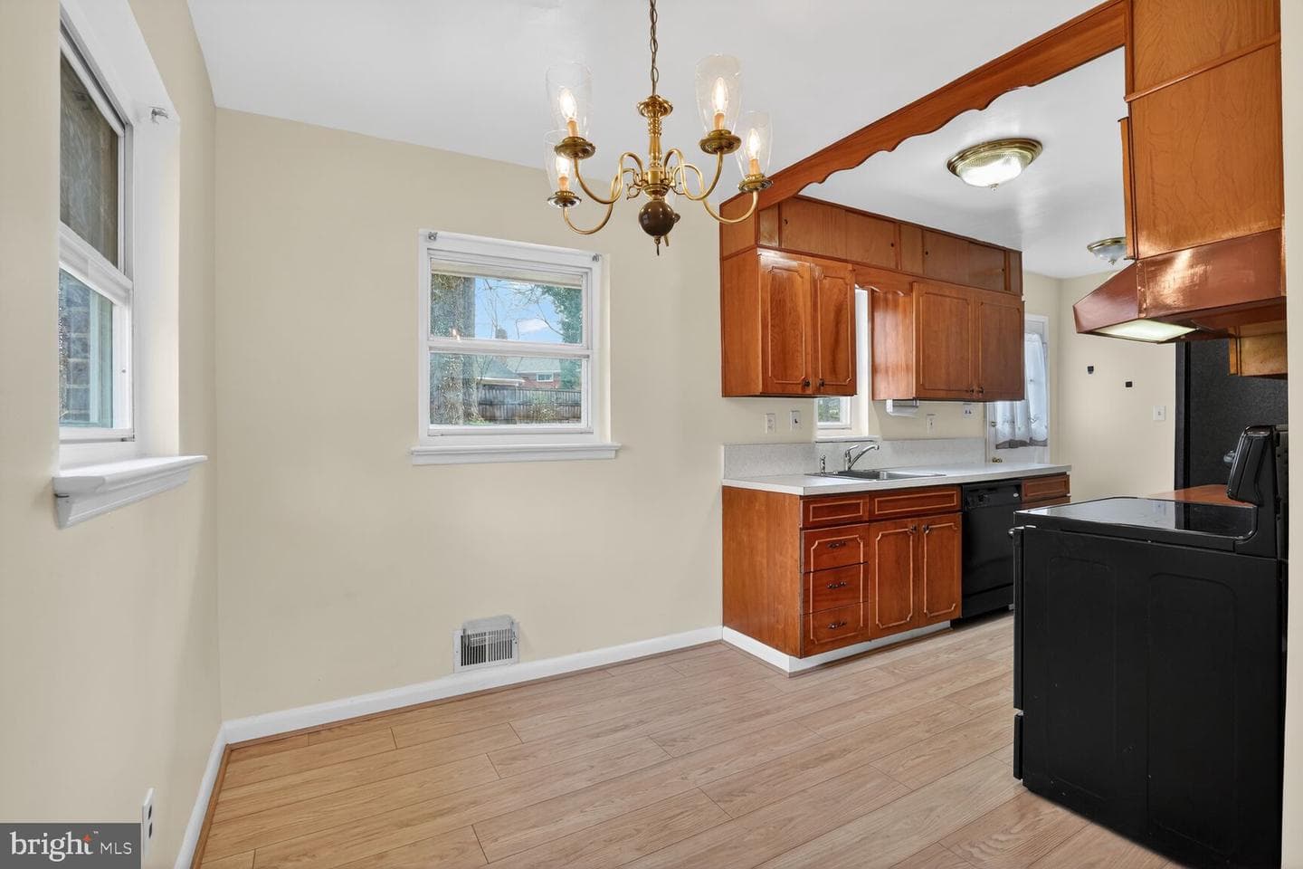 3601 Crest Drive photo 6