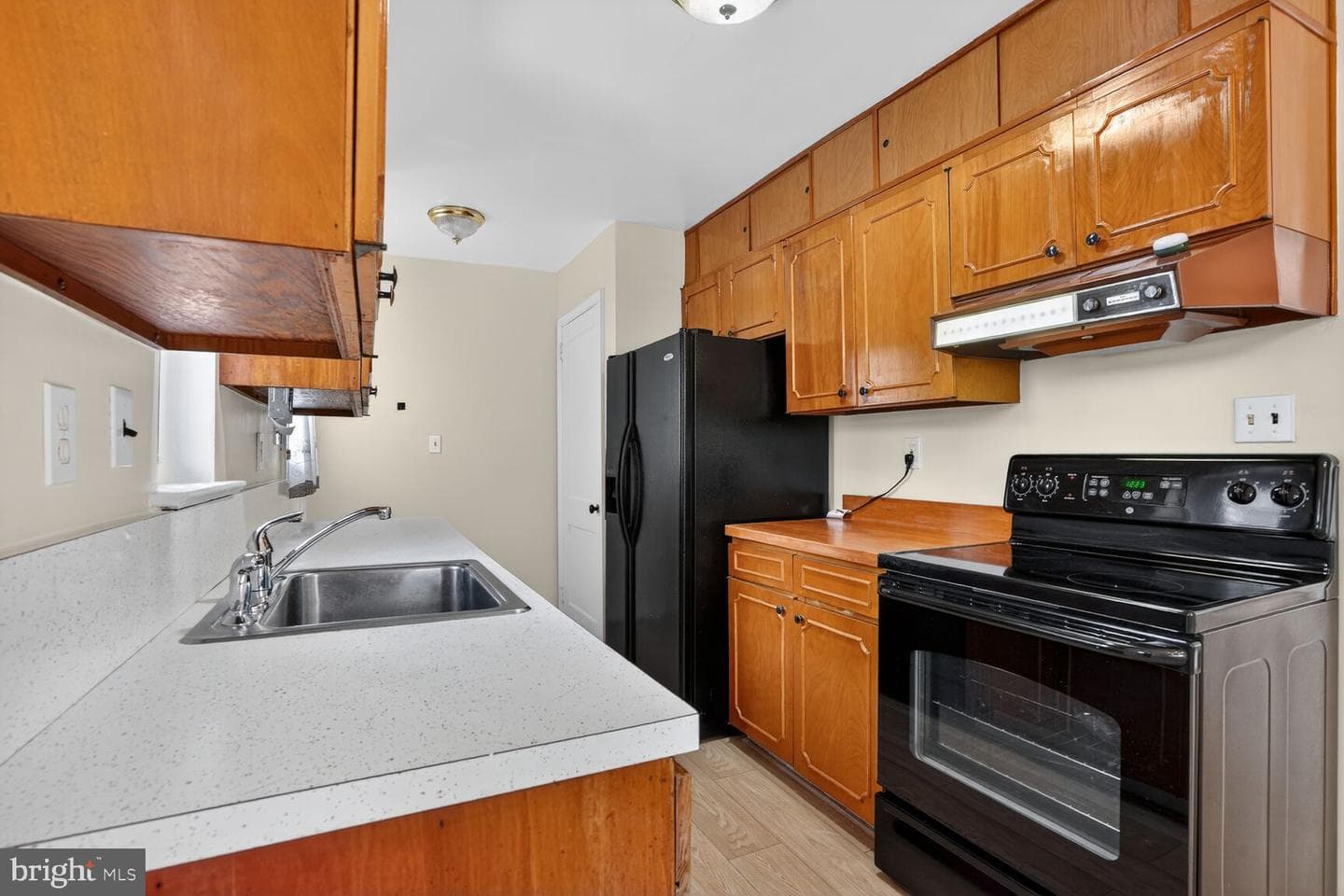 3601 Crest Drive photo 9