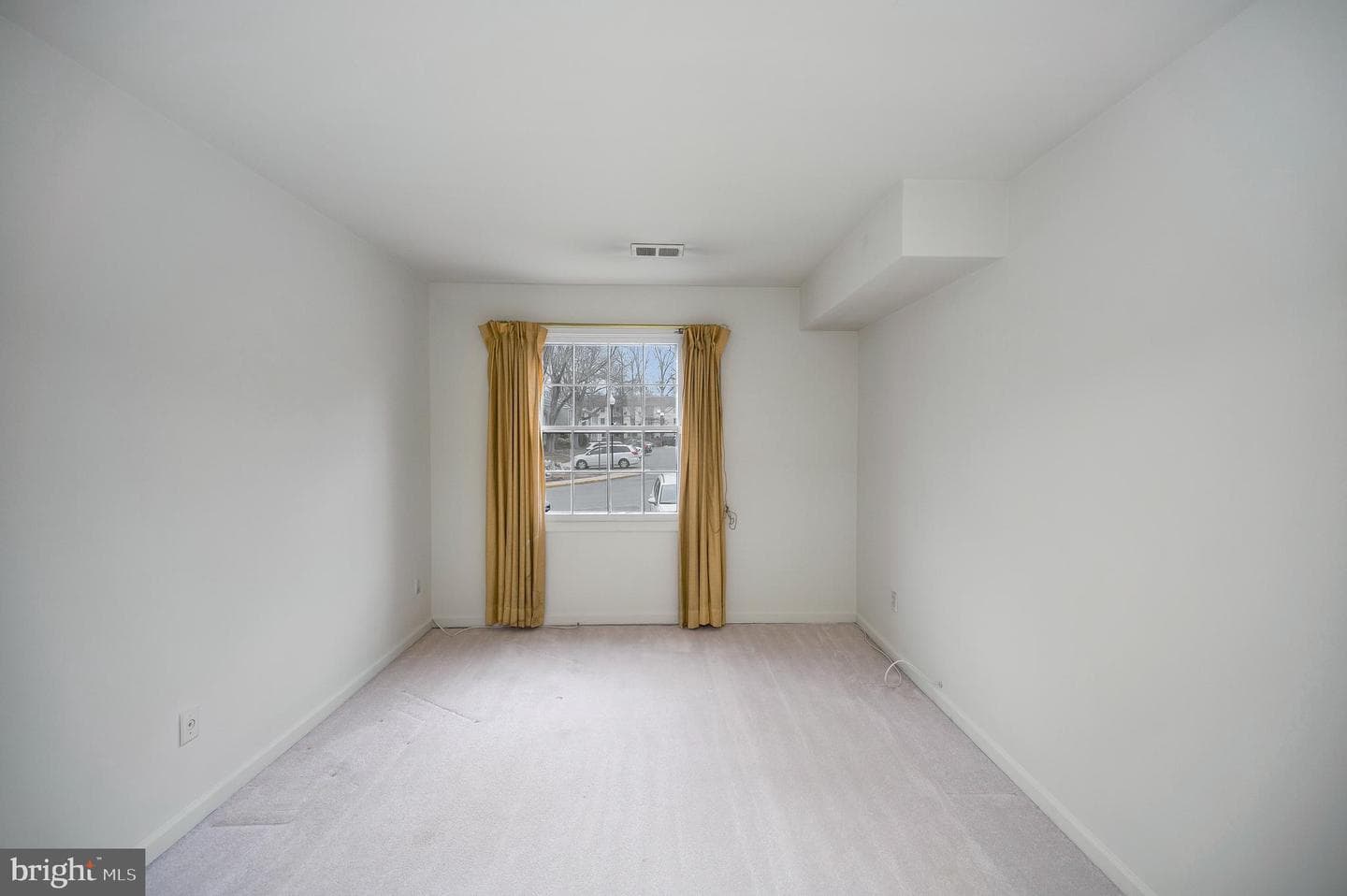 5902-B Queenston Street #505 photo 18