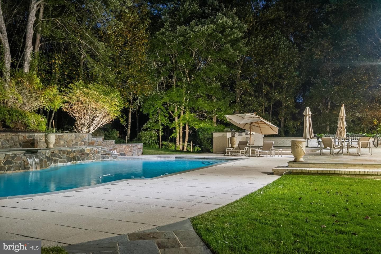 1404 Wynhurst Lane photo 33