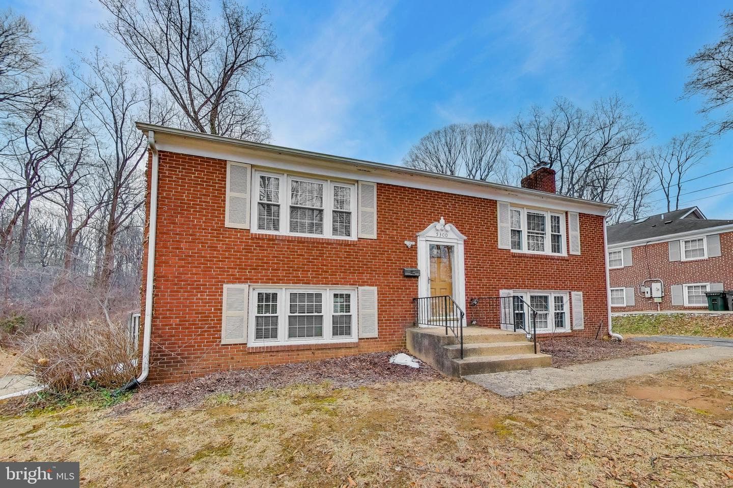 5300 Easton Drive photo 2