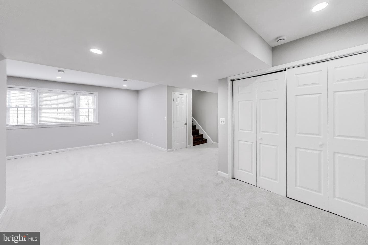5300 Easton Drive photo 30
