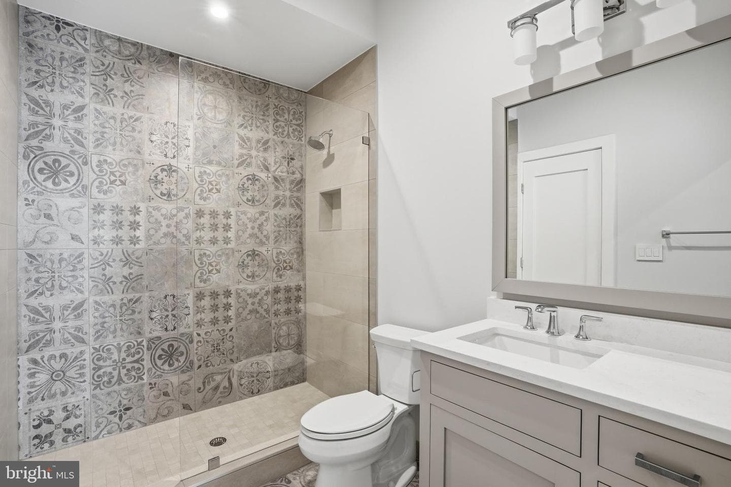 938 Saigon Road photo 82