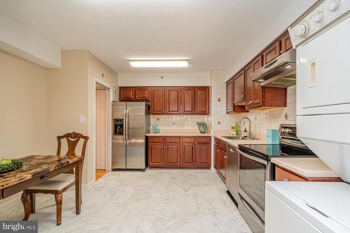 3713 S George Mason Drive #305 photo 12