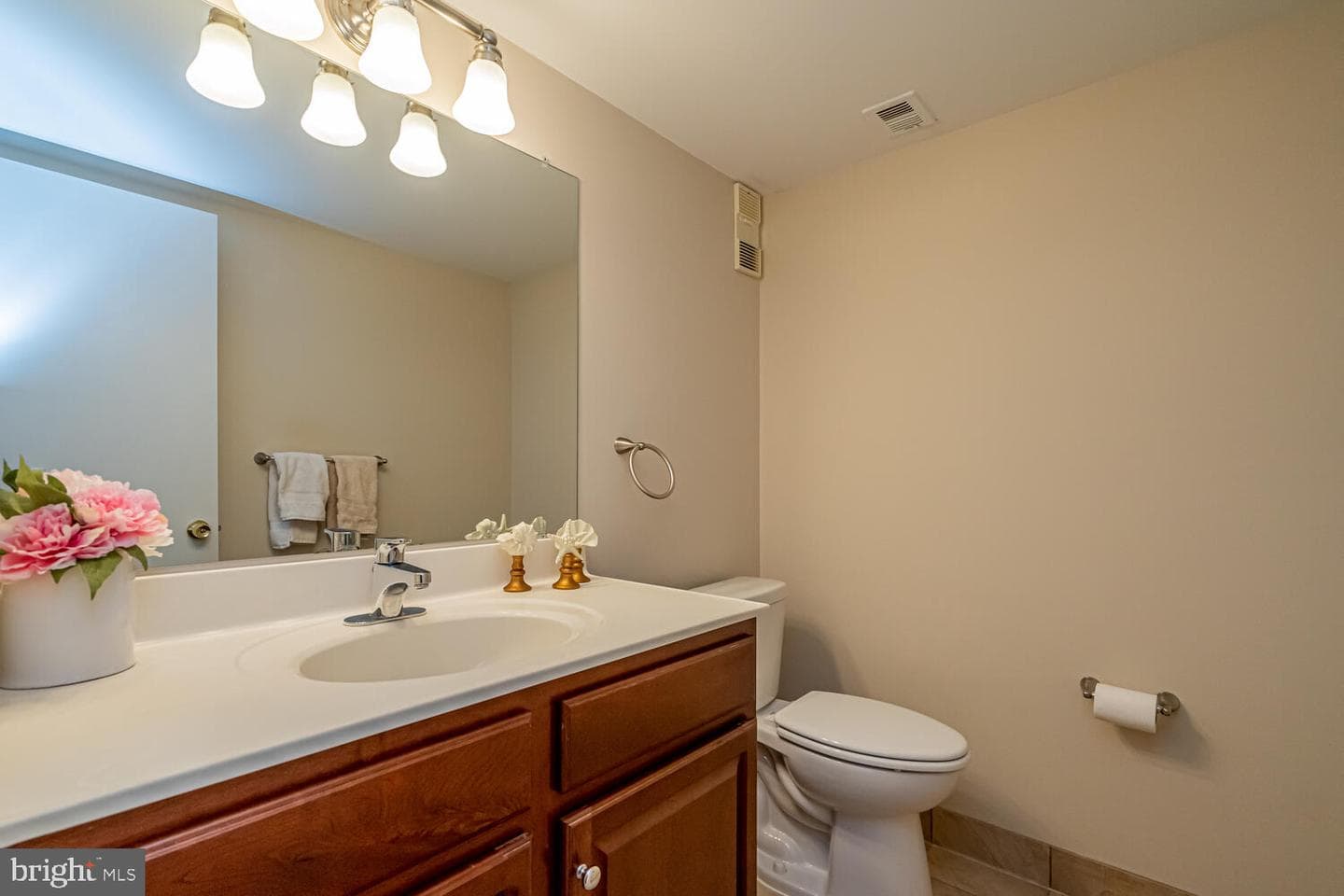 3713 S George Mason Drive #305 photo 24