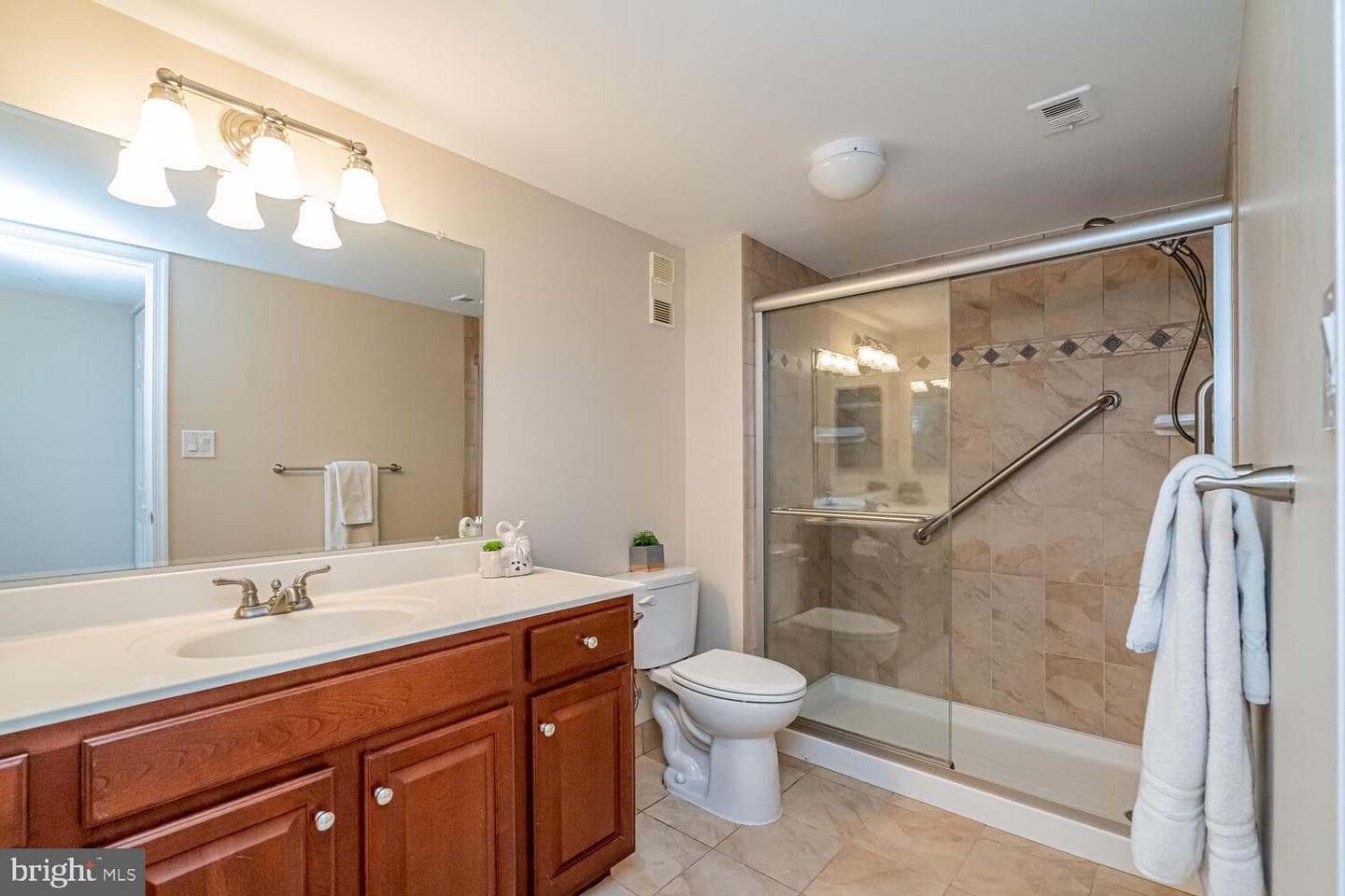 3713 S George Mason Drive #305 photo 34