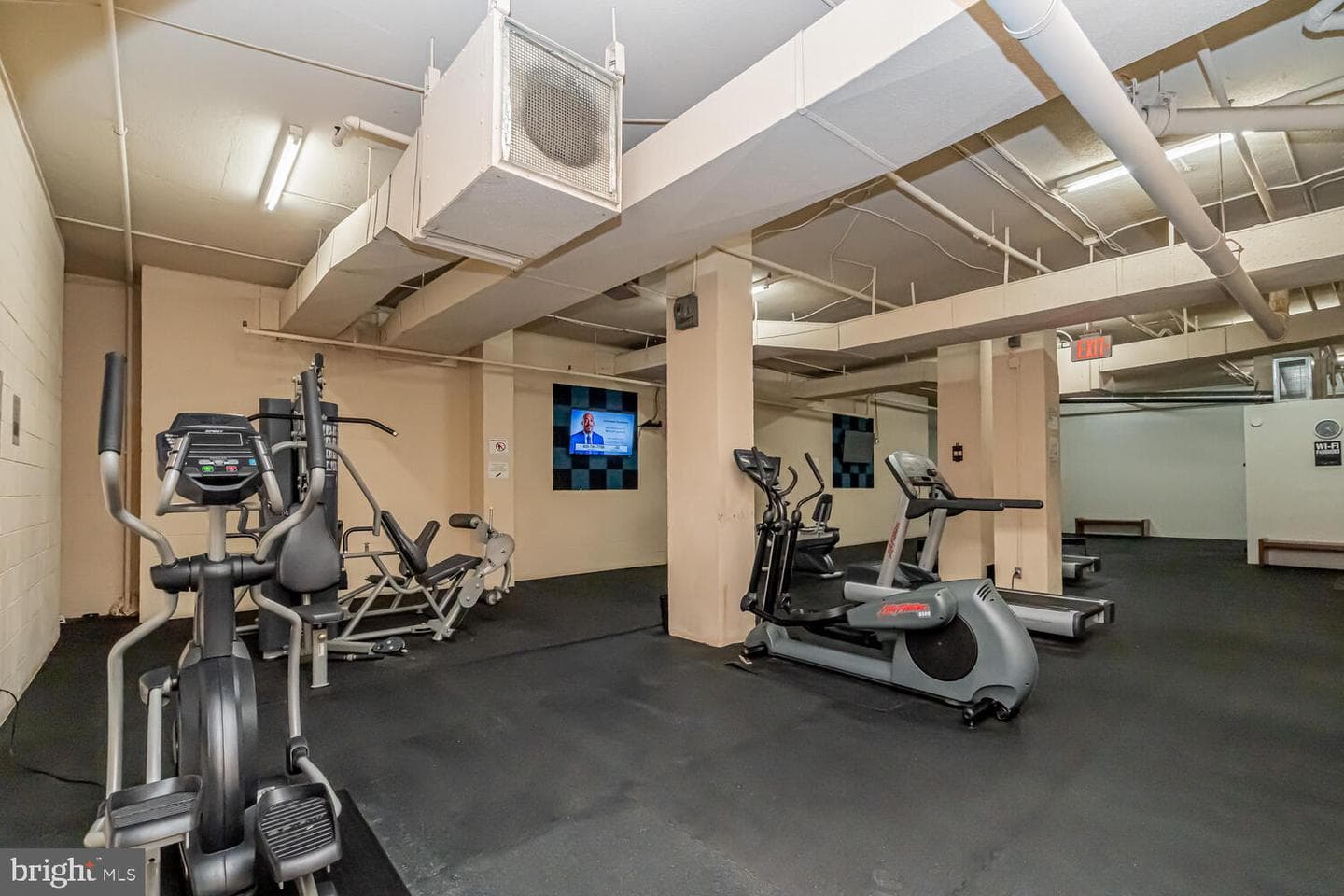 3713 S George Mason Drive #305 photo 61