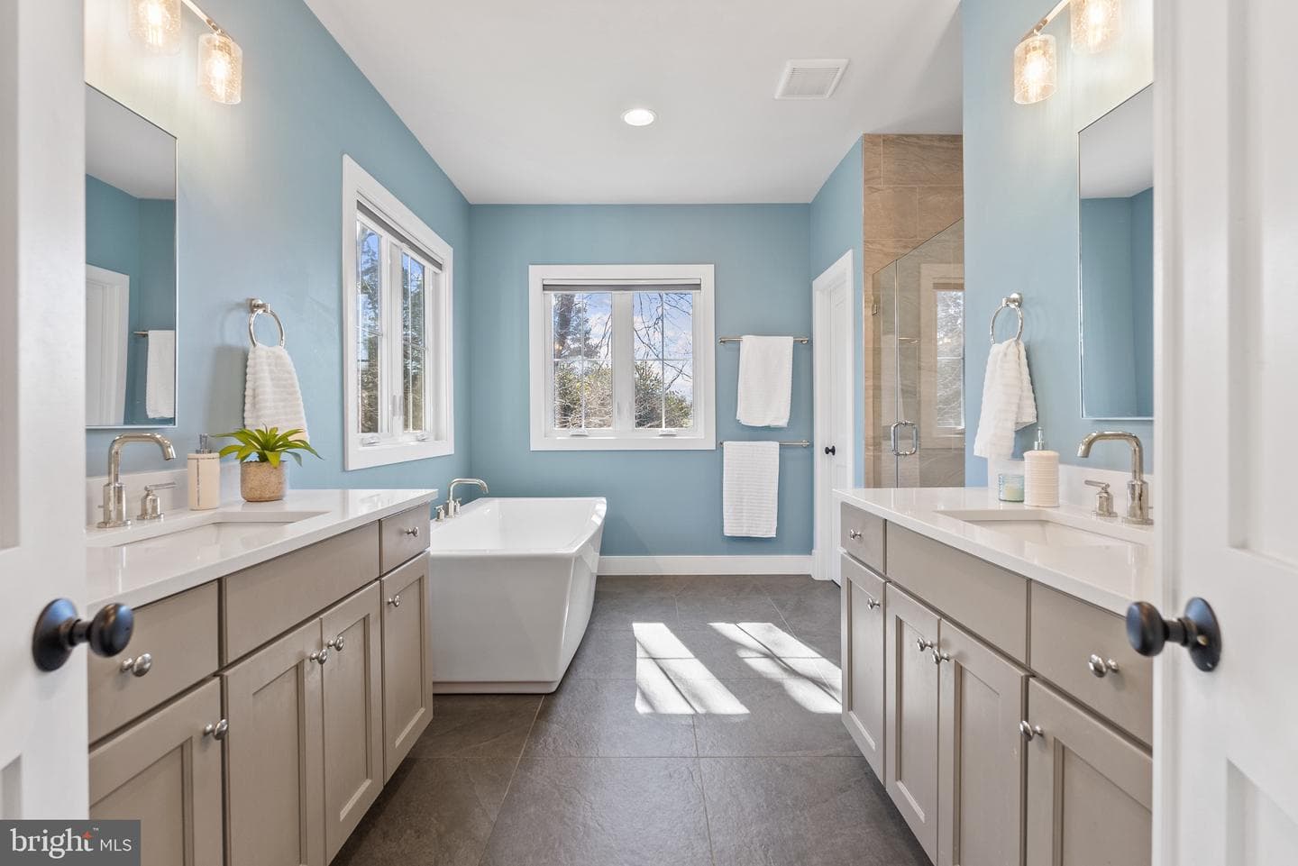 8633 Fort Hunt Road photo 32