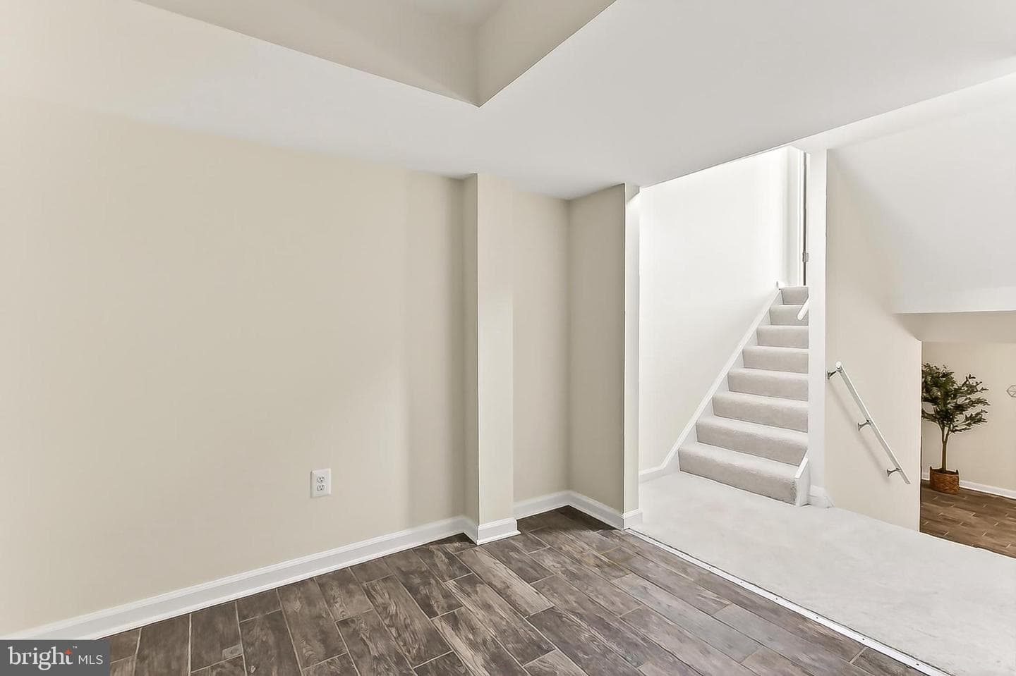 5406 Midship Court photo 34